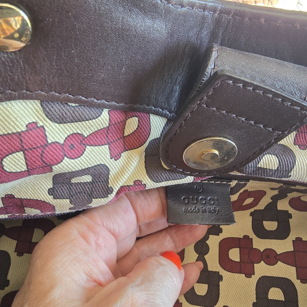 GUCCI Handbag - Picture 4 of 11